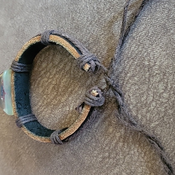 3/$30 Leather Macrame Floral Resin Slide Bracelet - Picture 5 of 6